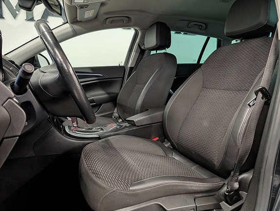 Opel Insignia Country Tourer 10 of 21