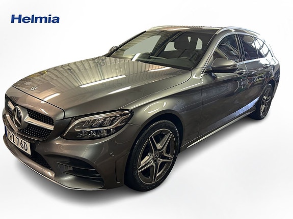Mercedes-Benz C200 2 of 10