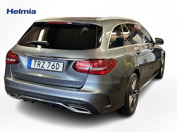 Mercedes-Benz C200 4 of 10