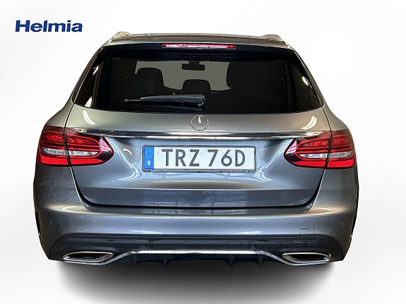 Mercedes-Benz C200 6 of 10