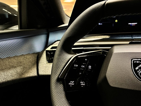 Peugeot 5008 25 of 25