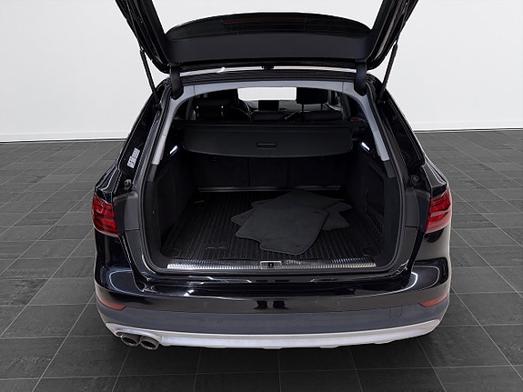 Audi A4 allroad 7 of 23