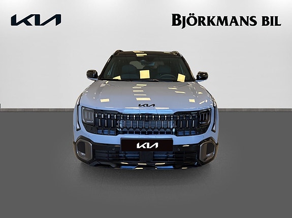 Kia Seltos 2 of 19