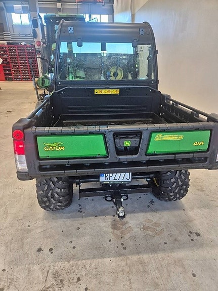 John Deere HPX 815 E Gator 3 of 10