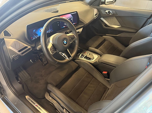 BMW 120 8 of 10