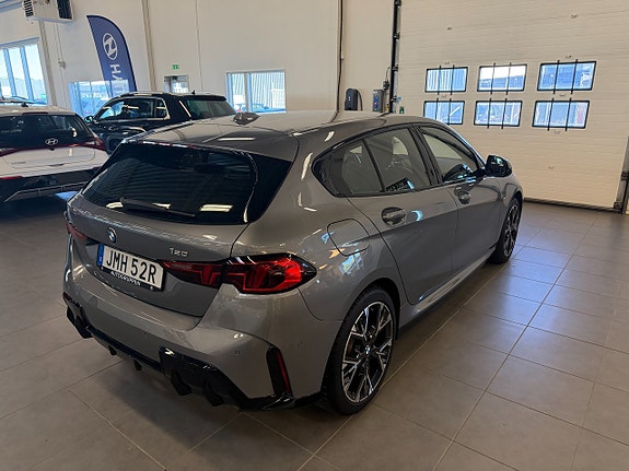 BMW 120 5 of 10