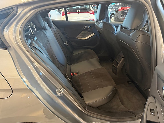 BMW 120 10 of 10