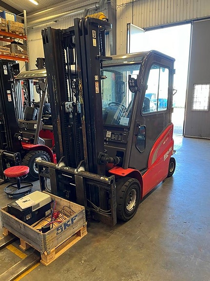 Eltruck 3 ton 2 of 3