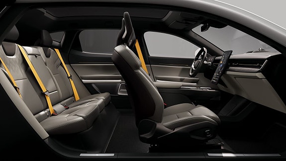 Polestar 3 4 of 7