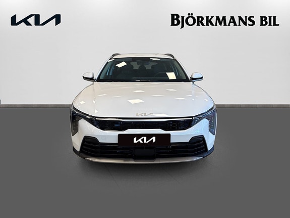 Kia K4 2 of 19