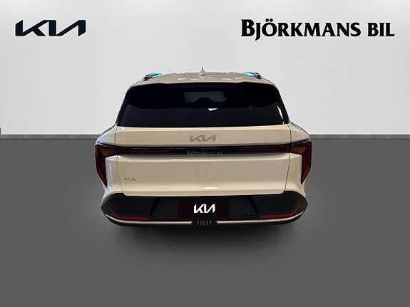 Kia K4 5 of 19