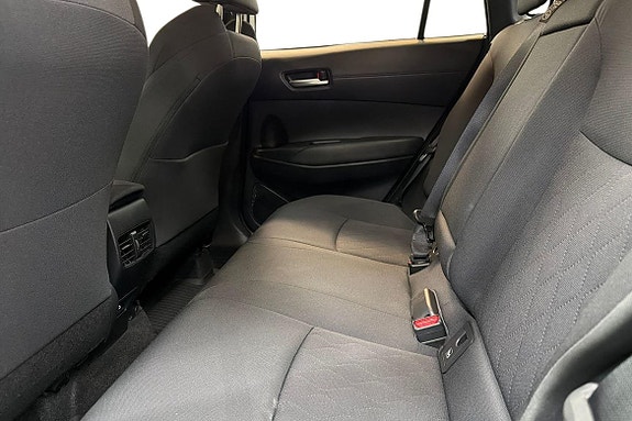 Toyota Corolla Cross 13 of 21