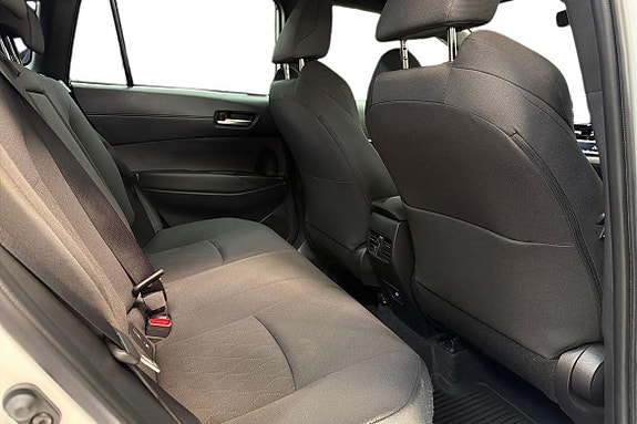 Toyota Corolla Cross 9 of 21