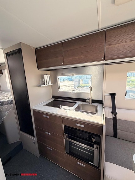 Adria COMPACT SUPREME DL - FIAT 6E 2,2 140HP 35L 17 of 26