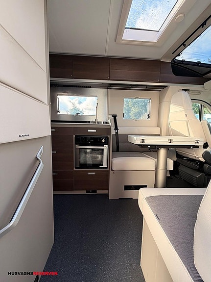 Adria COMPACT SUPREME DL - FIAT 6E 2,2 140HP 35L 9 of 26