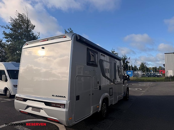 Adria COMPACT SUPREME DL - FIAT 6E 2,2 140HP 35L 3 of 26