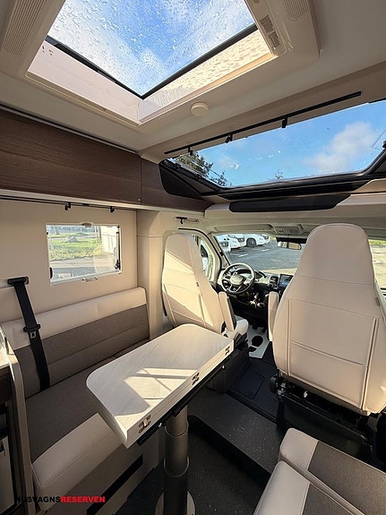 Adria COMPACT SUPREME DL - FIAT 6E 2,2 140HP 35L 12 of 26