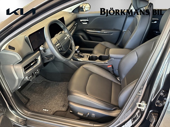 Kia K4 8 of 19