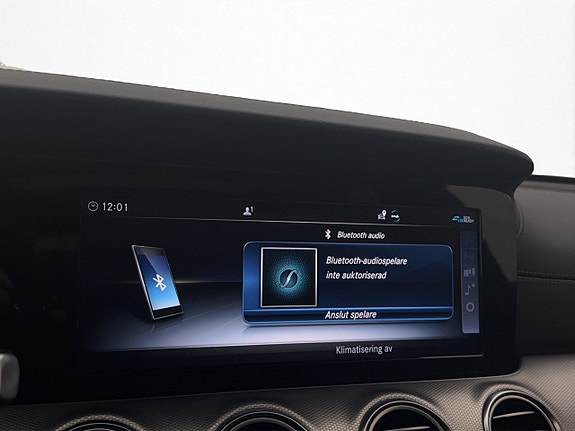 Mercedes-Benz E220 23 of 30