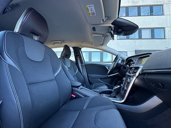 Volvo V40 14 of 15