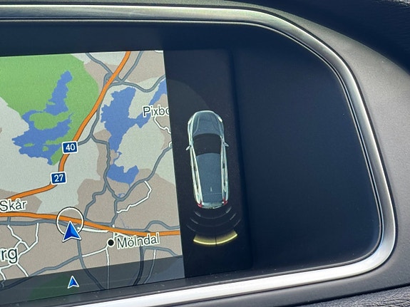Volvo V40 10 of 15