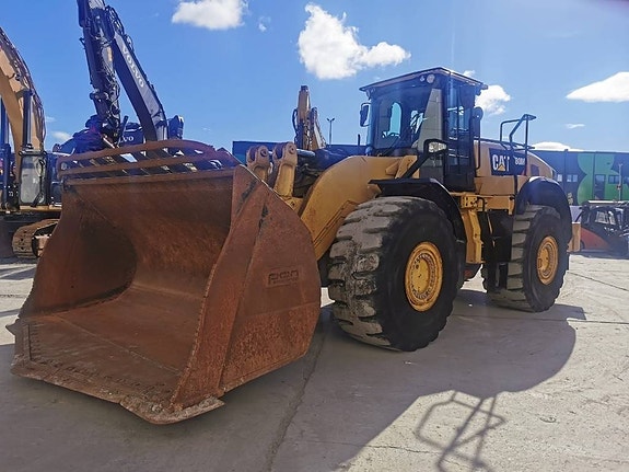 CAT 980M 13 of 18