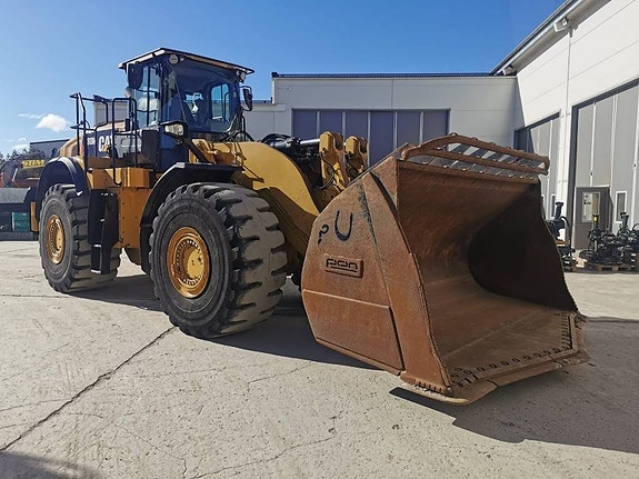 CAT 980M 12 of 18