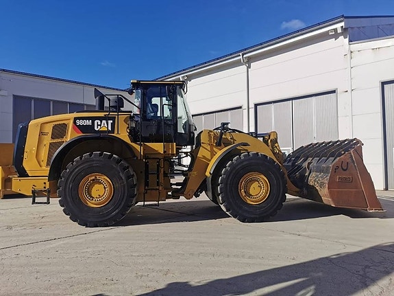 CAT 980M