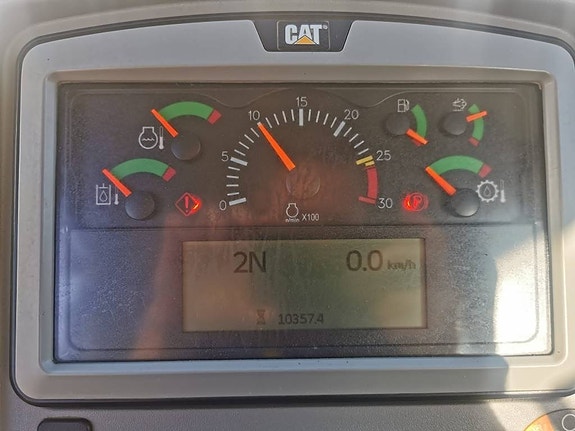 CAT 980M 6 of 18