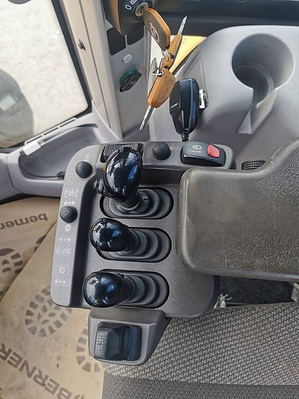 Volvo L 180 H 6 of 22
