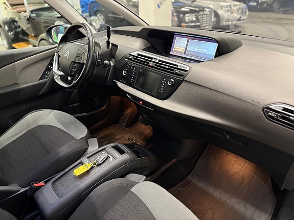 Citroen Grand C4 Picasso 5 of 16