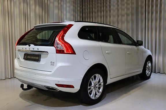 Volvo XC60 9 of 28