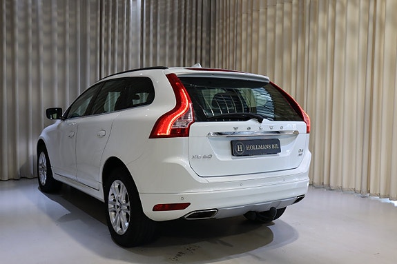 Volvo XC60 7 of 28
