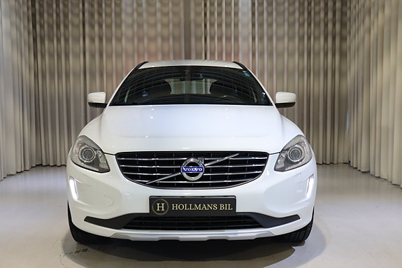 Volvo XC60 5 of 28