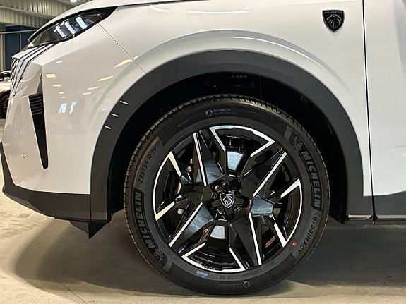 Peugeot 5008 9 of 25