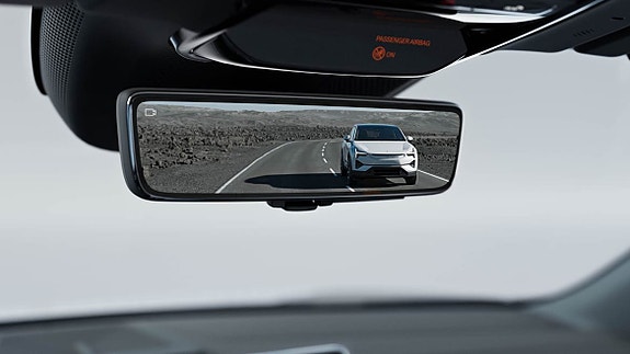 Polestar 4 5 of 12