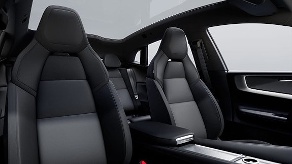 Polestar 4 6 of 12
