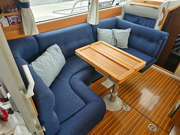 Nimbus 320 Coupe Yanmar 230hk diesel - Bog & akterpropeller 7 of 12