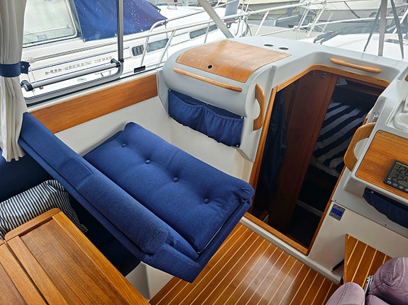 Nimbus 320 Coupe Yanmar 230hk diesel - Bog & akterpropeller 8 of 12
