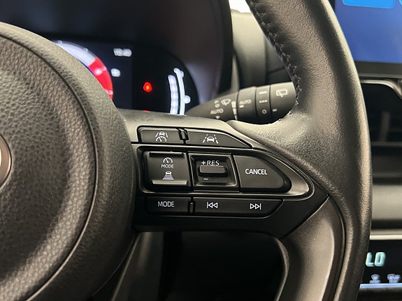 Toyota Yaris 19 of 30