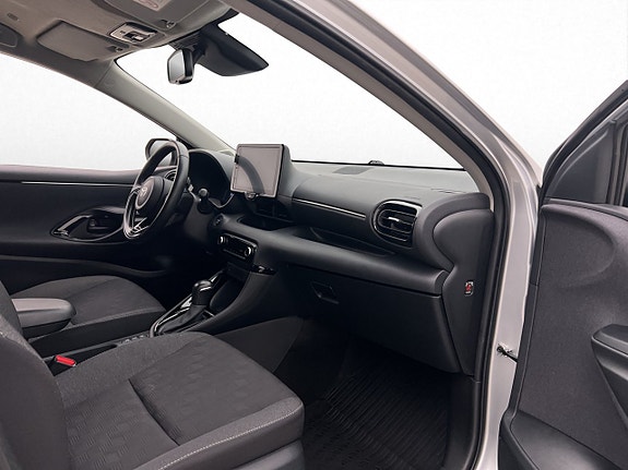 Toyota Yaris 26 of 30