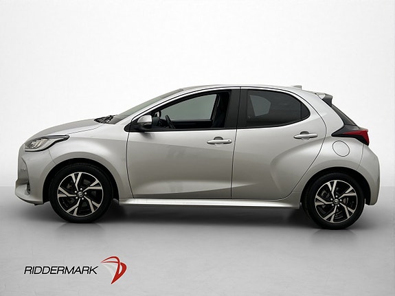 Toyota Yaris 5 of 30