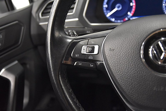 Volkswagen Tiguan 10 of 22