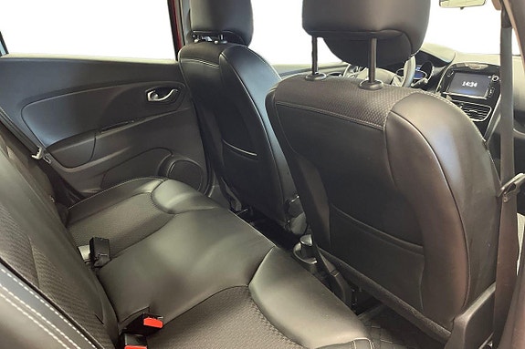 Renault Clio 22 of 26