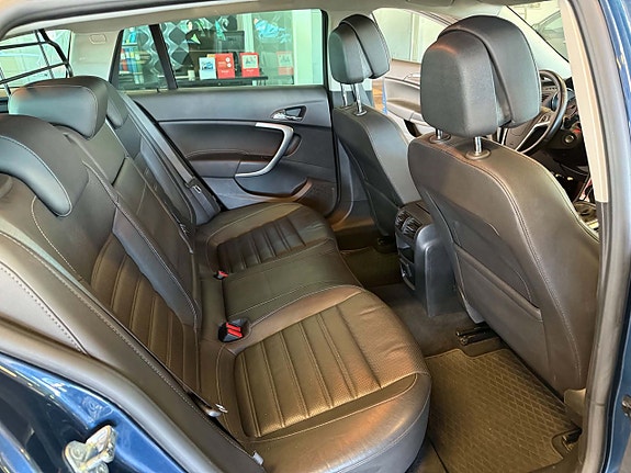 Opel Insignia 10 of 14