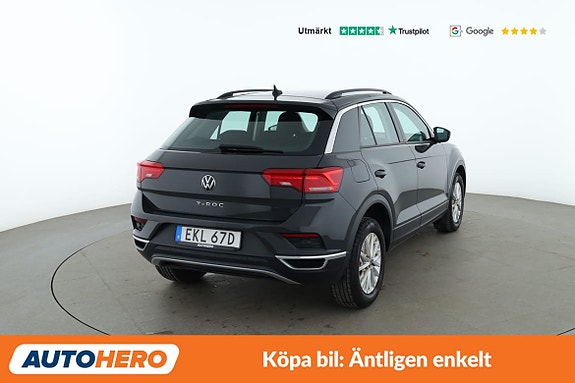 Volkswagen T-Roc 6 of 30