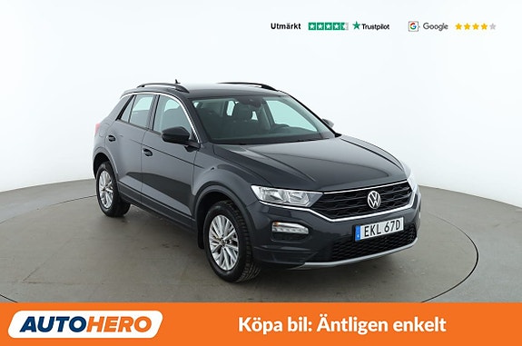 Volkswagen T-Roc 8 of 30