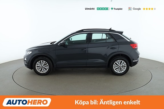 Volkswagen T-Roc 2 of 30