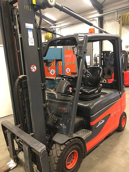Linde Eltruck 7 of 11