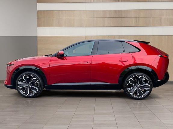 Mazda CX-6e 2 of 15